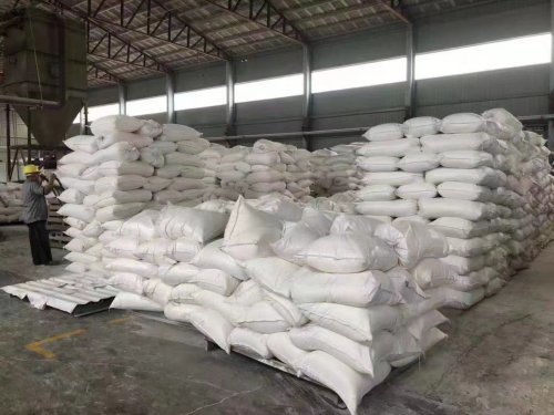 深入了解羧甲基纖維素在畜禽飼料中的獨特作用，發(fā)現(xiàn)飼料添加劑的全新選擇。我們分享羧甲基纖維素如何提升飼料質(zhì)量，為畜禽健康和生產(chǎn)性能注入新的活力。