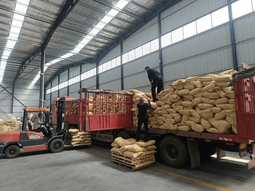 羧甲基纖維素鈉產(chǎn)品倉庫裝車